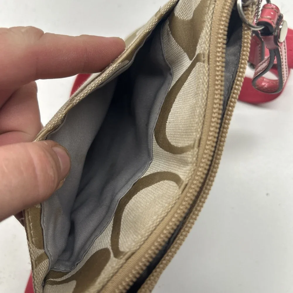 Coach Signature C Crossbody Bag Pink Khaki Canvas Leather Shoulder‎ Purse